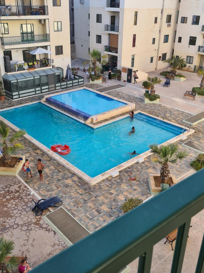 Beautiful Central Apartment With Pool St. Paul's Bay Exteriör bild